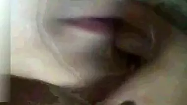 Nude videos of very beautiful cheating desi wife