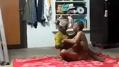 Indian granny secret sex with younger guy