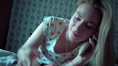 A phone call is not a hindrance to suck in the morning-DozzaZanoza