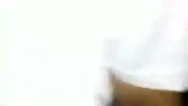 Desi girlfriend smooch kissing n boob pressing by her Bf when she is menstruation