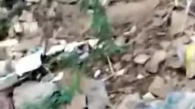 Desi randi shouts on another boy recording her while she fucking with one in bushes