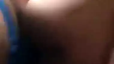 Desi girl’s tight chut fucked by boyfriend at the hotel