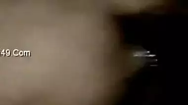 Desi girl reaches XXX orgasm in a few minutes masturbating in the dark