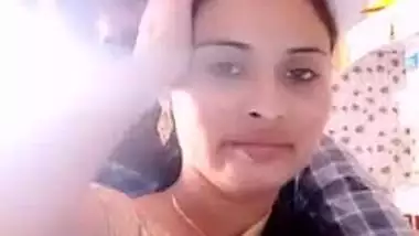 Desi man is so horny that porn action will take place in the kitchen