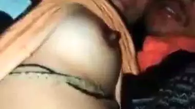 Desi Lover biting nipple Jio sex video
