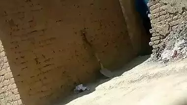 Pakistani dehati outdoor sex