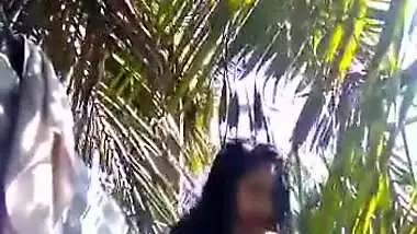 Today Exclusive- Cute Lankan Girl Showing Her Nude Body And Outdoor Bathing Part 7