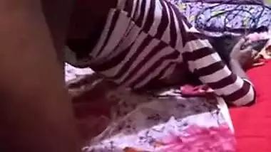 Desi Bhojpuri XXX couple have hardcore sex on camera MMS