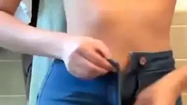 Girlfriend nude videos making xxx shows for lover