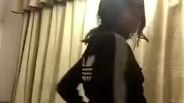 After training Indian teen performs solo sex strip show on XXX cam