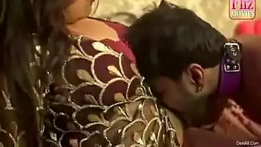 Desi Bangali Ladki Ka Chuchi Masal Kr Chut Ka Pani Pi With Li Ya