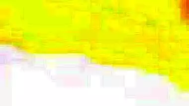 Indian aunty tries to look like XXX star on camera and exposes boobs