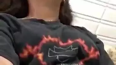 Indian porn video of an amateur girlfriend finger fucking her pussy on cam