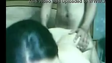 Wwwxxx webcam video of a desi bhabhi enjoying with lover for her fans