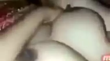 Desi girl MMS video where she does porn with her XXX partner close-up