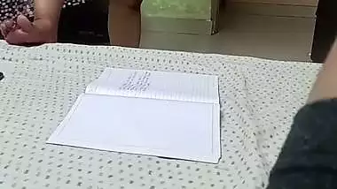 Daughter recording mom nude body viral dress change