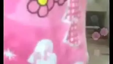 Desi girl wipes her XXX pussy in the shower turning it into sex show