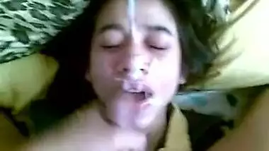 Pron video of a young slut fucking and getting a huge cumshot on her face