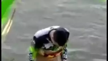 Desi school girl at very risky outdoor fucking with BF, mms online