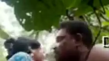 Desi village couple sex in jungle recorded