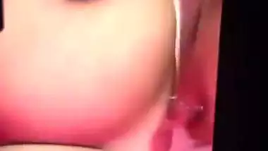 Huge round boobs bhabhi from Kolkata does nude call