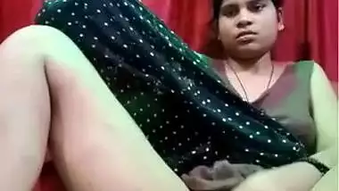Horny Dehati Desi wife MMS video where she flaunts her main XXX spot