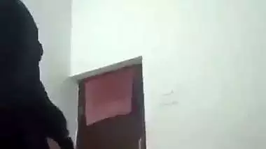 Muslim man fucks his stepdaughter in MMS porn