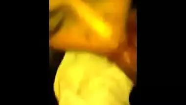 Beautiful Delhi girl gives amazing blowjob to boyfriend