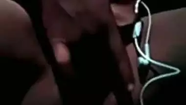 Indian girl fingering pussy – Desi leaks