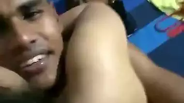 Srilankan model sex with boyfriend viral MMS