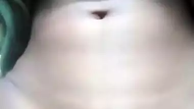 Indian beauty got pussy wet and bared it to masturbates in XXX way