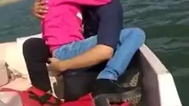 Excited Desi couple shares XXX kisses on boat being in mood for sex