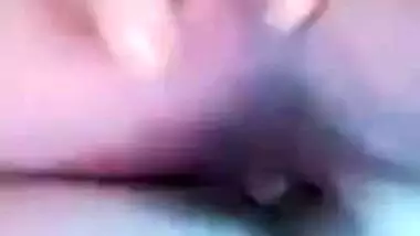 Naked Indian cutie wakes up and decides to record porn clip for BF