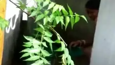 Boy sneakily films how Indian neighbor washes XXX assets outdoors after sex