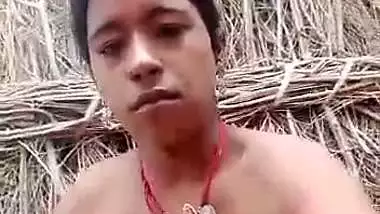 Poor Indian nude girl presses boobs and fingers pussy