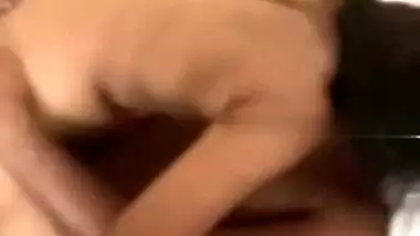 Desi slut threesome sex with clients in OYO room