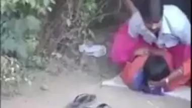 Tamil couple banging outdoor in a jungle gets caught on a , desi sex mms
