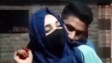 Karachi guy squeezes his sister’s boobs behind his parents
