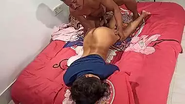 Hardcore amateur threesome is what Desi sweetie gets from brothers