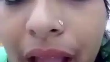 Desi Indian Married Woman Making Peeing Video