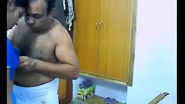 Lonely Bhabhi Welcomes Horny Fat Neighbour To Get Naughty