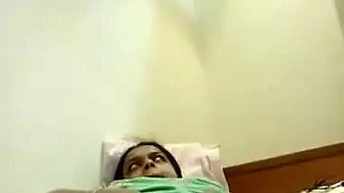 Desi girl has XXX sex with the cucumber in a video that becomes MMS