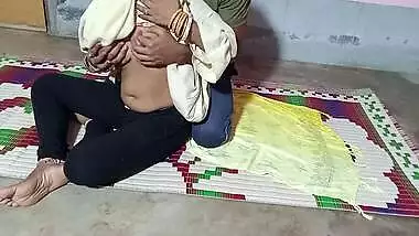 Ajanabi Pani Peene Ghar Andar Aya Or Mujhe Chod Ke Chala Gya