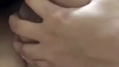 Srilankan virgin girl sucking her big boobs MMS