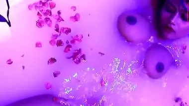 Bath with rose petals waits for the Desi seductress in the porn video