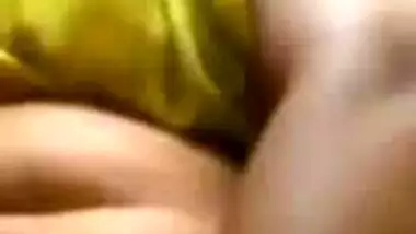 Desi indian nice aunty ass and pussy video records for lover