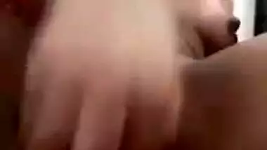 Horny Desi XXX woman masturbating her pussy with corn