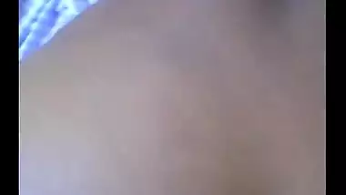 Mature bhabhi anal masturbate with brinjal