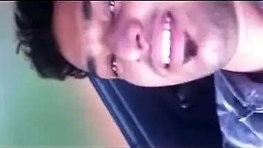 Free Indian sex video of desi wife giving outdoor blowjob in car