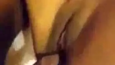 Goa ki air hostage ne big dick se chut ko chudwaya